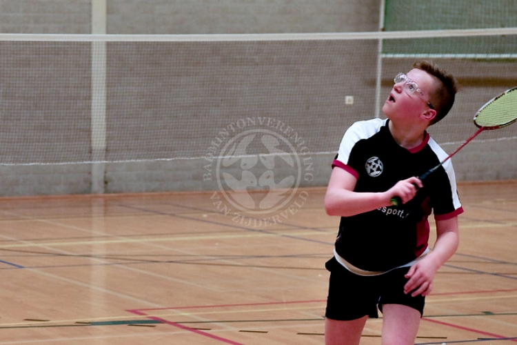 Youth badminton at Van Zijderveld